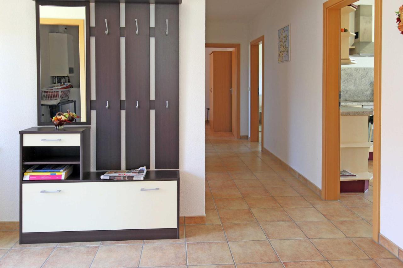 Ferienhaus Luessvitz Ummanz Екстериор снимка